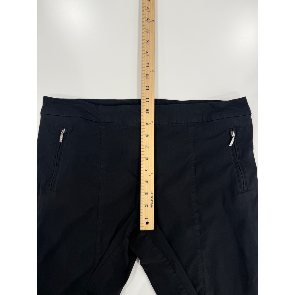 IZOD Golf Shorts Womens 14 Black Stretch Zipper Pockets Flat Front Activewear - Picture 7 of 8